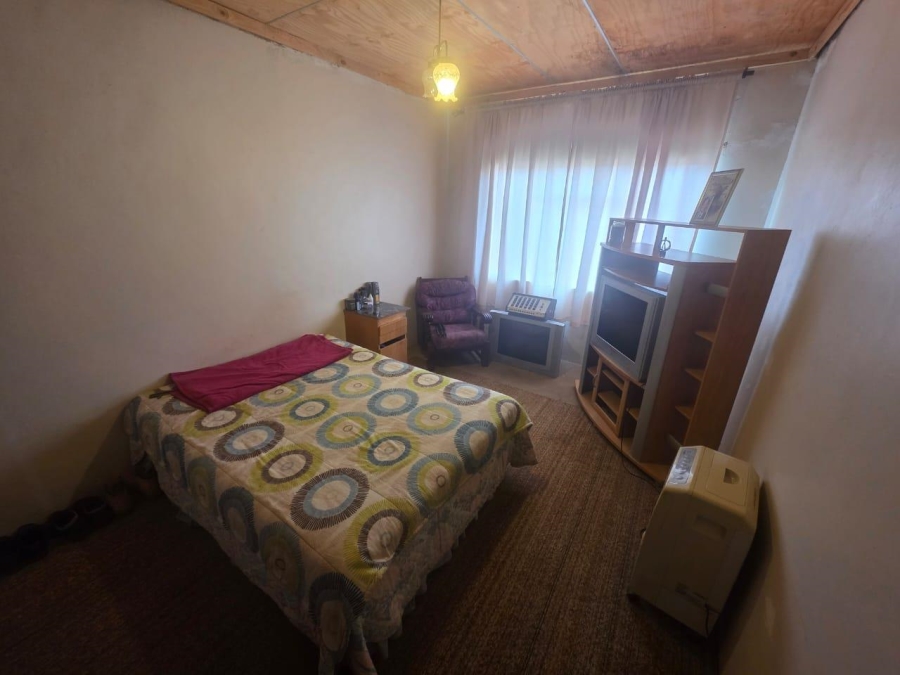 4 Bedroom Property for Sale in Roodepan Northern Cape